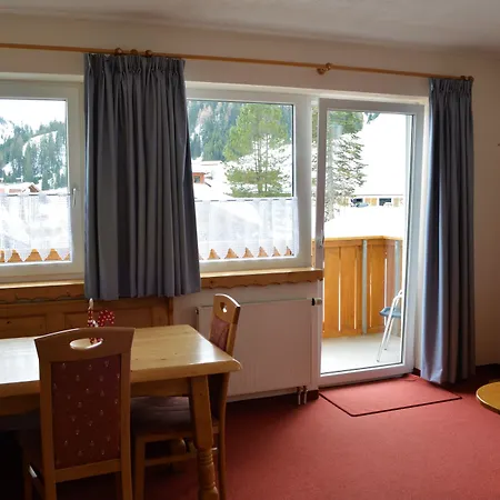 Aparthotels Berwang 3*